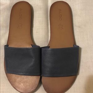 Aldo’s Flat Sandals